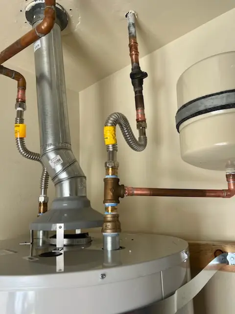 Water heater installation and plumbing repair in Colonial Heights